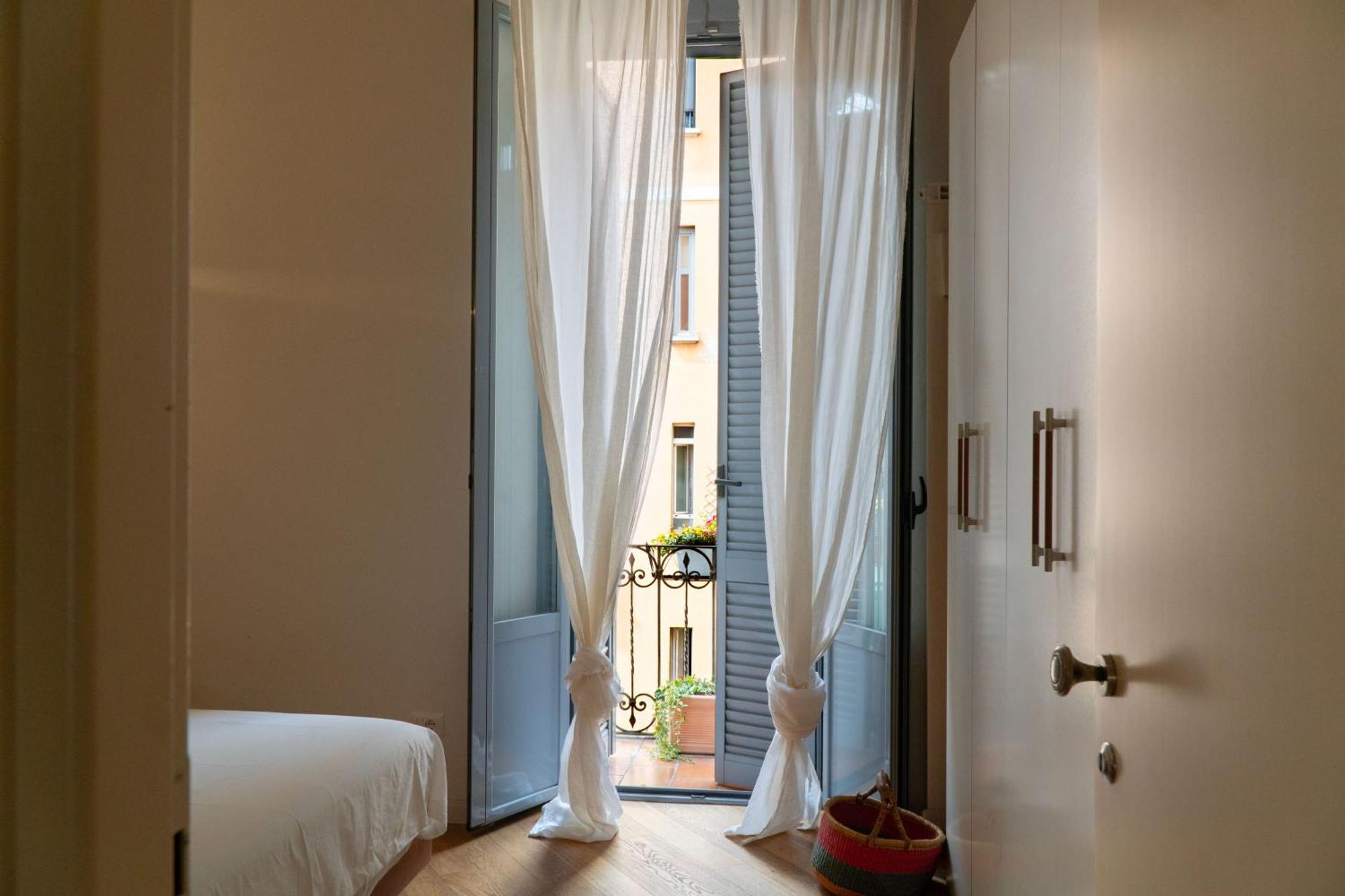 Apartamento Casa Holden Al Parco Sempione Milán Exterior foto
